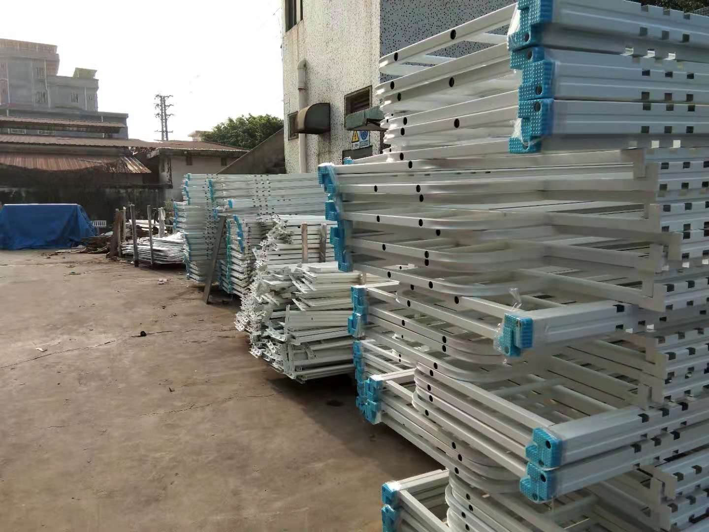 廠區堆滿鐵床怎么辦？