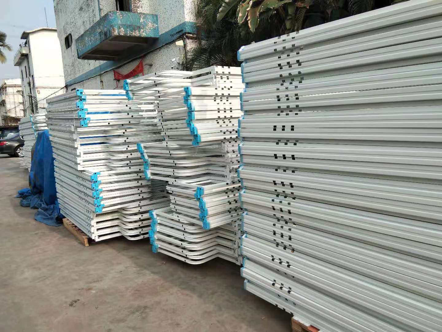 廠區堆滿鐵床，怎么辦？